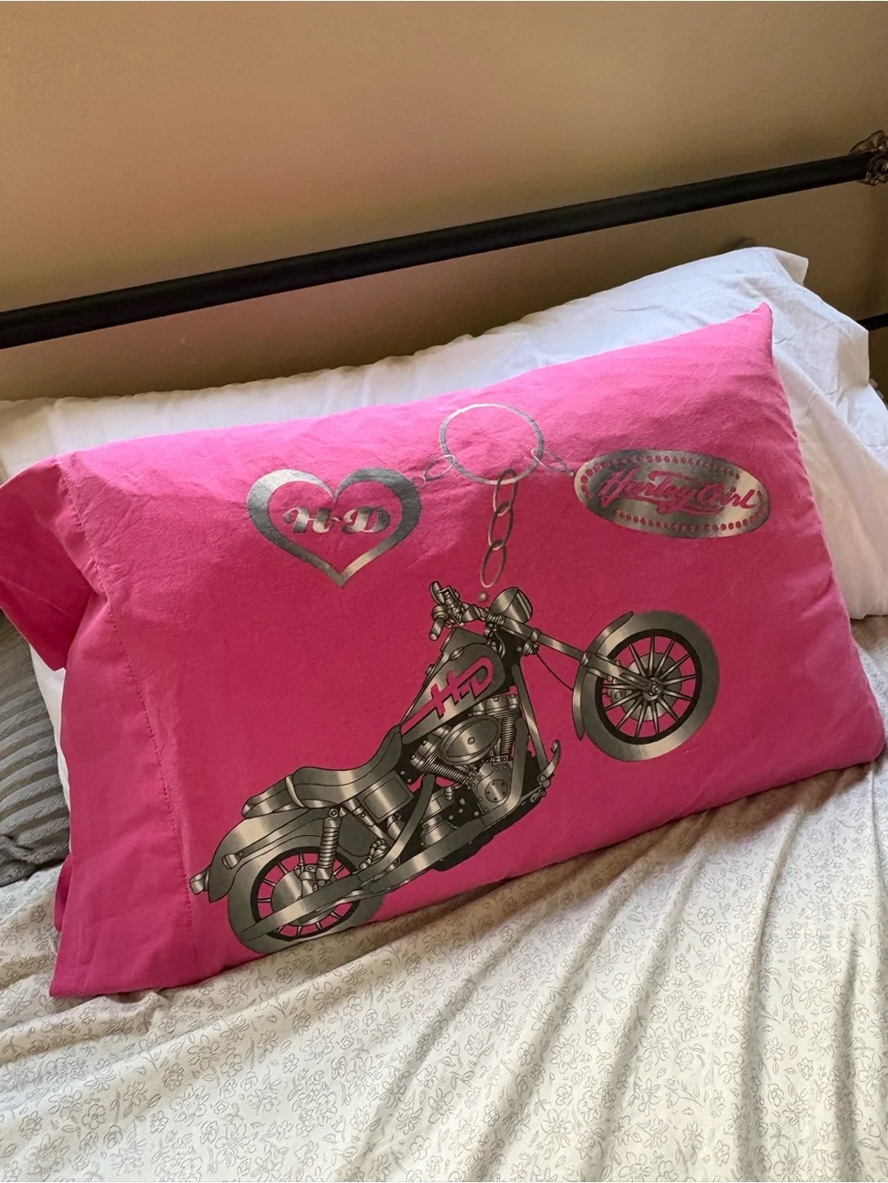 Harley Davidson Motorcycles Pink Silver Grey Standard 100% Cotton Pillow Case
